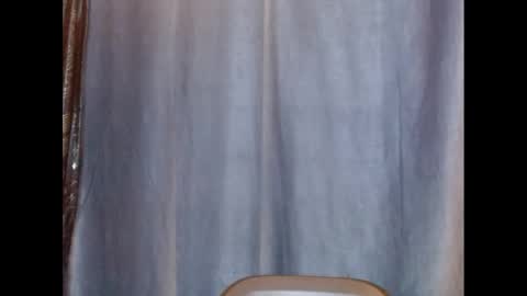 Snapshot of sexyxbunnyxx chatting on 02-26-25, 10:15 Blue online show from 02-26-25, 10:15