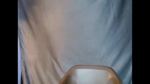 Snapshot of sexyxbunnyxx chatting on 03-12-25, 08:31 Blue online show from 03-12-25, 08:31