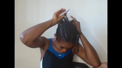 Snapshot of sexyxbunnyxx chatting on 09-30-25, 09:14 Blue online show from 09-30-25, 09:14