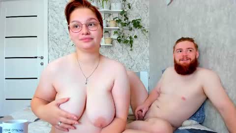 Snapshot of sexyy_room chatting on 07-24-26, 02:20 sexyy_room online show from 07-24-26, 02:20