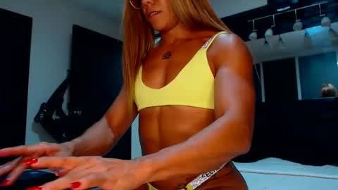 Snapshot of sexyycutedoll chatting on 01-10-25, 12:49 sexyycutedoll online show from 01-10-25, 12:49