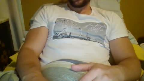 Snapshot of sexyyphilip chatting on 05-04-26, 02:18 sexyyphilip online show from 05-04-26, 02:18