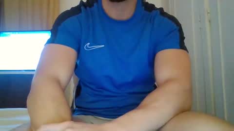 Snapshot of sexyyphilip chatting on 05-20-26, 12:06 sexyyphilip online show from 05-20-26, 12:06