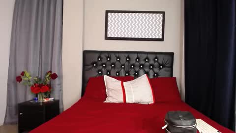 zahara online show from 10-26-25, 11:09