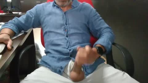 sexzob_81 online show from 06-05-26, 02:45
