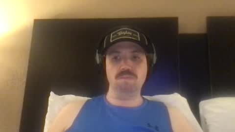 sfgiants1982 online show from 11-19-25, 03:28