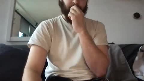 Snapshot of sg556 chatting on 01-19-25, 08:09 Gee online show from 01-19-25, 08:09