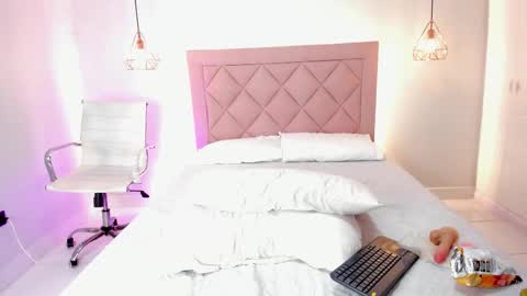 Shadahi online show from 09-18-25, 01:24