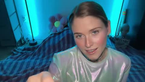 shadebabe online show from 11-16-25, 08:42