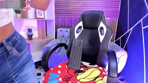 Liz online show from 02-21-26, 10:11