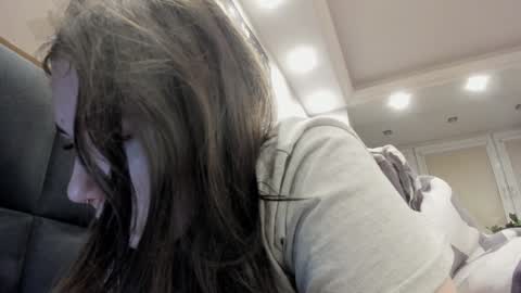 shadow_raffi online show from 01-05-25, 03:02