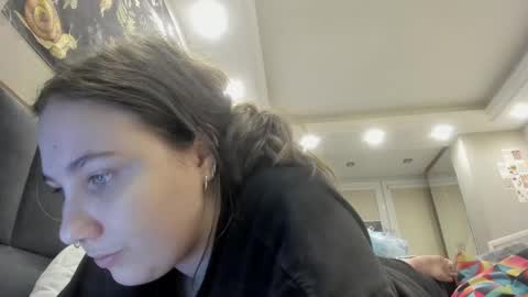 shadow_raffi online show from 02-17-25, 01:58