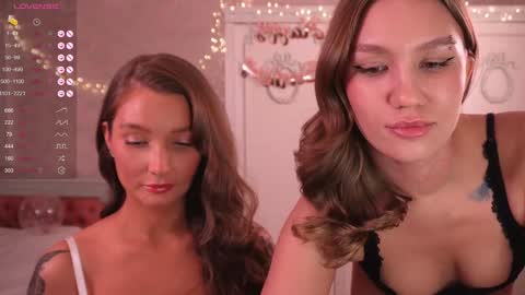 Snapshot of shadowladyyy chatting on 12-18-24, 05:31 Sindy and Nancy Next stream 1 December online show from 12-18-24, 05:31