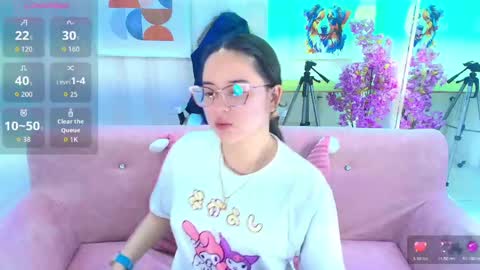 Snapshot of shady_bug chatting on 05-17-26, 12:23 Shady online show from 05-17-26, 12:23