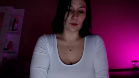 Mila online show from 01-10-26, 07:21