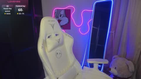 Vivian online show from 09-23-25, 03:26