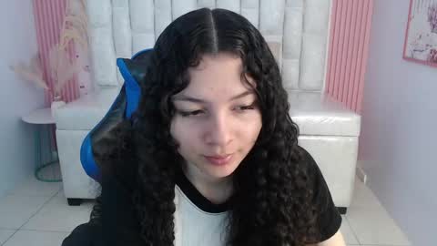 Shalon  online show from 10-25-25, 01:29