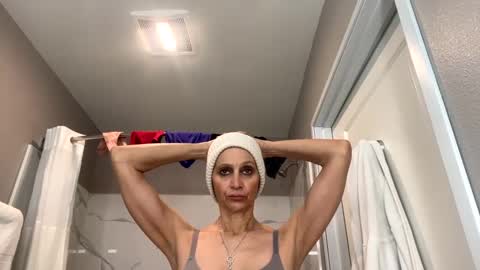 Shaman Woman online show from 02-01-25, 03:30