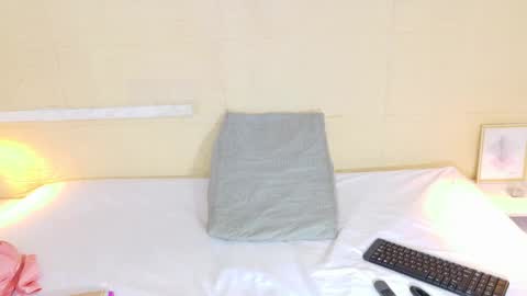 Snapshot of shamira_moore chatting on 03-06-25, 09:31 Catalina online show from 03-06-25, 09:31