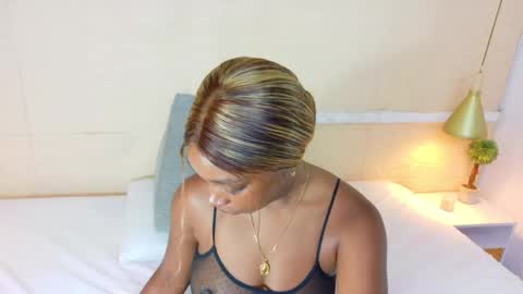 Snapshot of shamira_moore chatting on 10-04-25, 08:07 Catalina online show from 10-04-25, 08:07