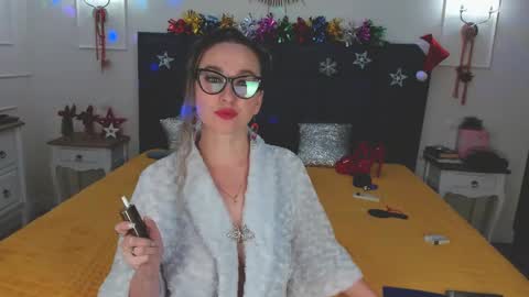 Snapshot of shana_power chatting on 12-26-24, 03:59 Svetlana ...........help me get 100 reactions before the end of the year Thumb up if you like me I appreciate it and thank you online show from 12-26-24, 03:59