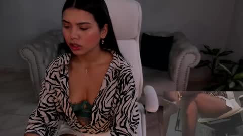 onlyfans shanabellucy online show from 02-26-25, 07:16