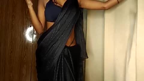 Shanaya Kappor online show from 01-18-26, 03:49