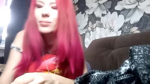 Lia online show from 09-30-25, 02:05