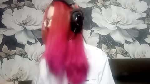 Lia online show from 10-13-25, 06:41