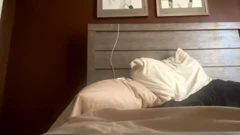 Snapshot of shaneconn1509 chatting on 01-08-25, 07:13 ShaneConn online show from 01-08-25, 07:13