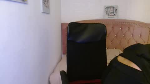 shanelle online show from 02-14-25, 03:00