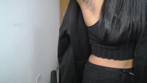 Snapshot of shaneelle chatting on 06-01-26, 12:07 shanelle online show from 06-01-26, 12:07