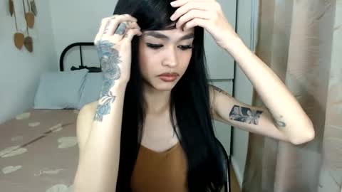 bini aiah online show from 06-11-26, 02:44