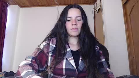 Snapshot of shanel_lozano chatting on 05-08-26, 08:14 shanel_lozano online show from 05-08-26, 08:14