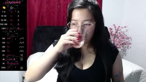 Shanel  online show from 01-14-25, 01:58