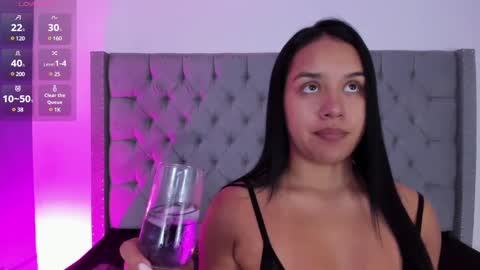 Snapshot of shanellblack chatting on 12-30-24, 11:37 ShanellBlack online show from 12-30-24, 11:37