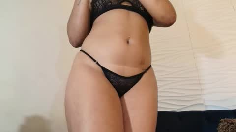 Snapshot of shanellblack chatting on 10-22-25, 10:31 ShanellBlack online show from 10-22-25, 10:31