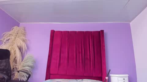 shanelle7 online show from 04-26-26, 01:20