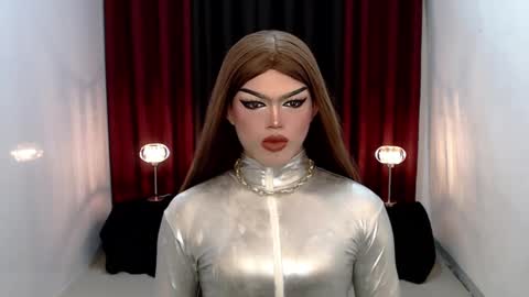 Snapshot of shanex01 chatting on 12-23-24, 11:57 Shane X online show from 12-23-24, 11:57