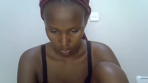 Snapshot of shanizzz chatting on 05-13-26, 11:40 shanizz online show from 05-13-26, 11:40
