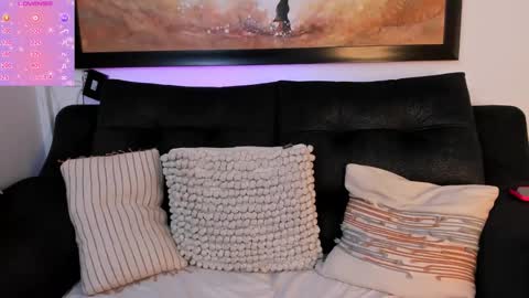 Snapshot of shannel__queen chatting on 09-10-25, 08:42 shannel__queen online show from 09-10-25, 08:42