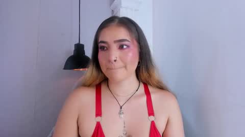 Snapshot of shanntal__ chatting on 09-15-25, 07:36 Shanntal  online show from 09-15-25, 07:36