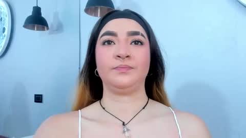 Snapshot of shanntal__ chatting on 10-19-25, 07:14 Shanntal  online show from 10-19-25, 07:14