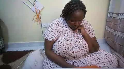 shanny_123 online show from 11-30-25, 06:45