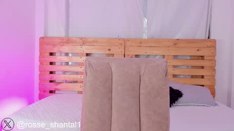 Snapshot of shanon_brown1 chatting on 09-24-25, 12:08 Shantal online show from 09-24-25, 12:08