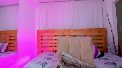 Shantal online show from 04-23-26, 12:40