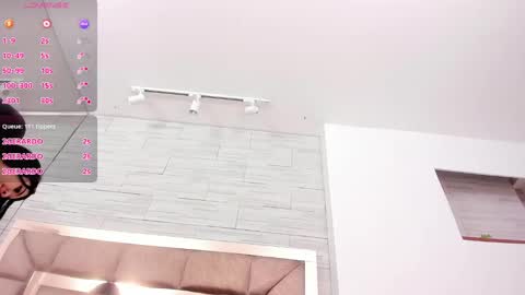 Snapshot of shanon_hughes chatting on 02-19-25, 10:34 shanon online show from 02-19-25, 10:34