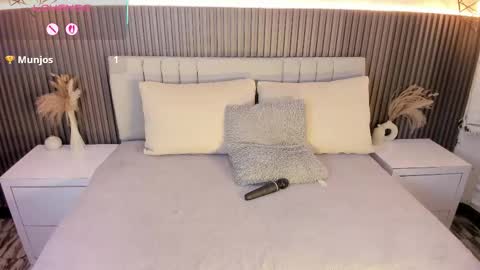 SHANON online show from 10-14-25, 07:14