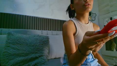 SHANON online show from 04-01-26, 07:11