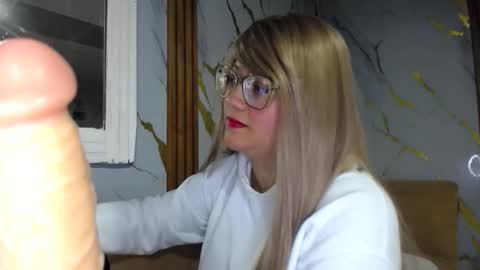 shantal online show from 02-12-26, 03:34